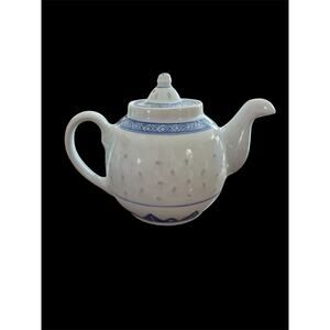 Tienshan Tea Pot w/Lid Rice Flower White & Blue Porcelain Rice Eye Grain